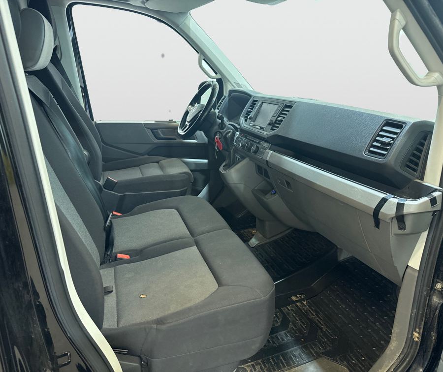Volkswagen Crafter 35 2.0 TDI 4Motion Aut Drag Värmare Navi MOMS 177hk – bild 6 av 8