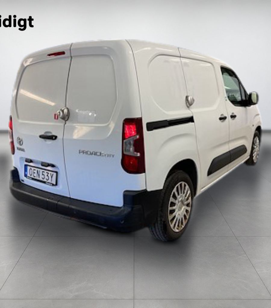 Toyota Proace City 1.5D Värmare Inredning Kamera MOMS 102hk – bild 4 av 8