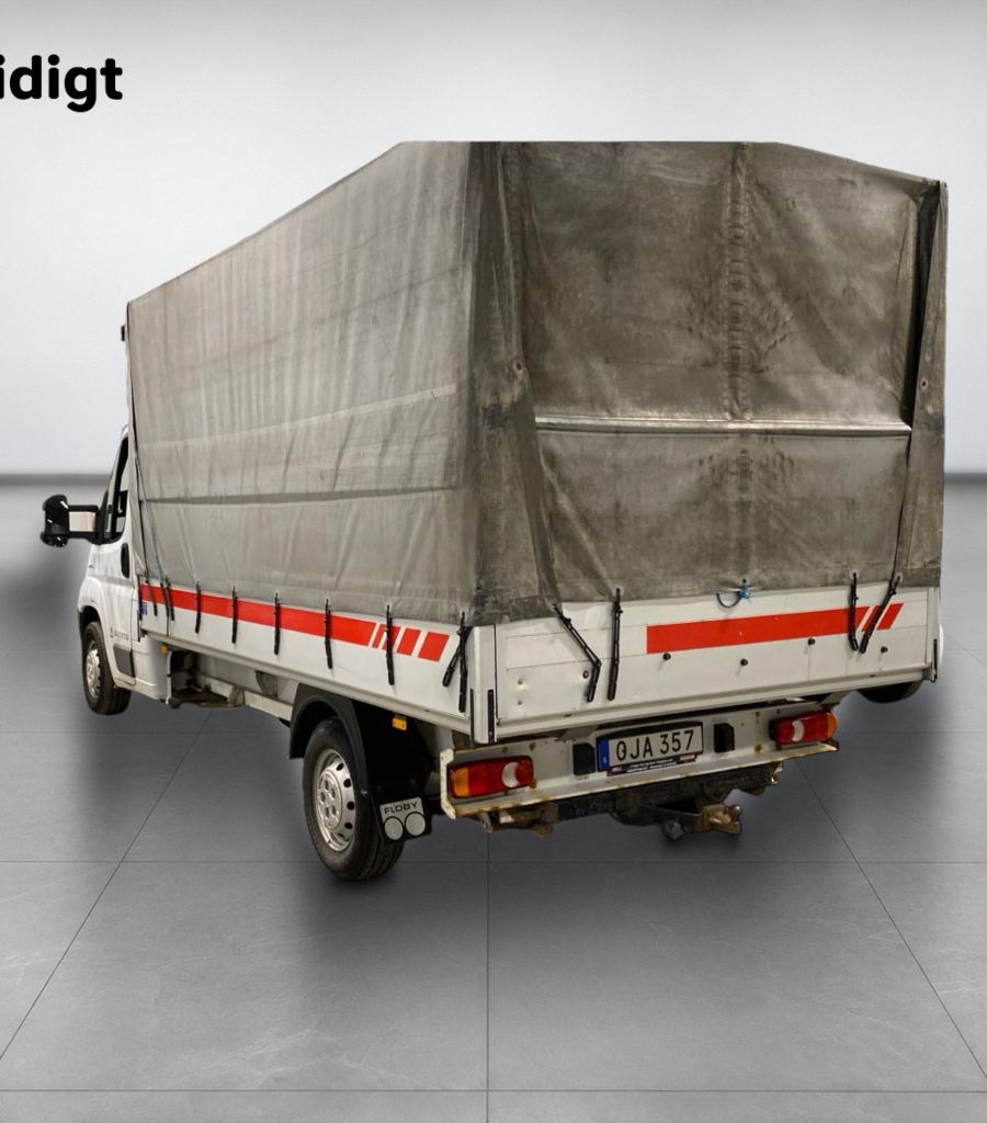 Fiat Ducato 35 Maxi L4 Flak Kapell Backkamera 3-sits MOMS 130hk – bild 4 av 6