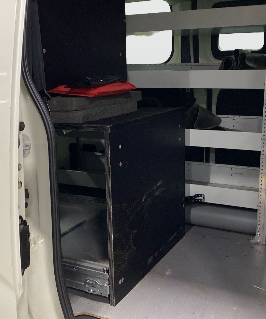 Nissan e-NV200 24 kWh Hyllinredning Takräcke Navi Kamera 109hk – bild 5 av 10
