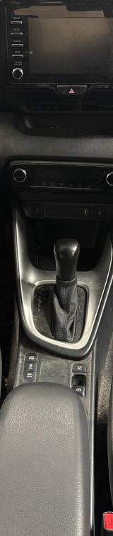 Toyota Yaris Hybrid 1.5 CVT Active Kamera DAB MOMS 116hk – miniatyr 2