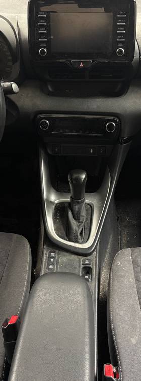 Toyota Yaris Hybrid 1.5 CVT Active Kamera DAB MOMS 116hk – miniatyr 2