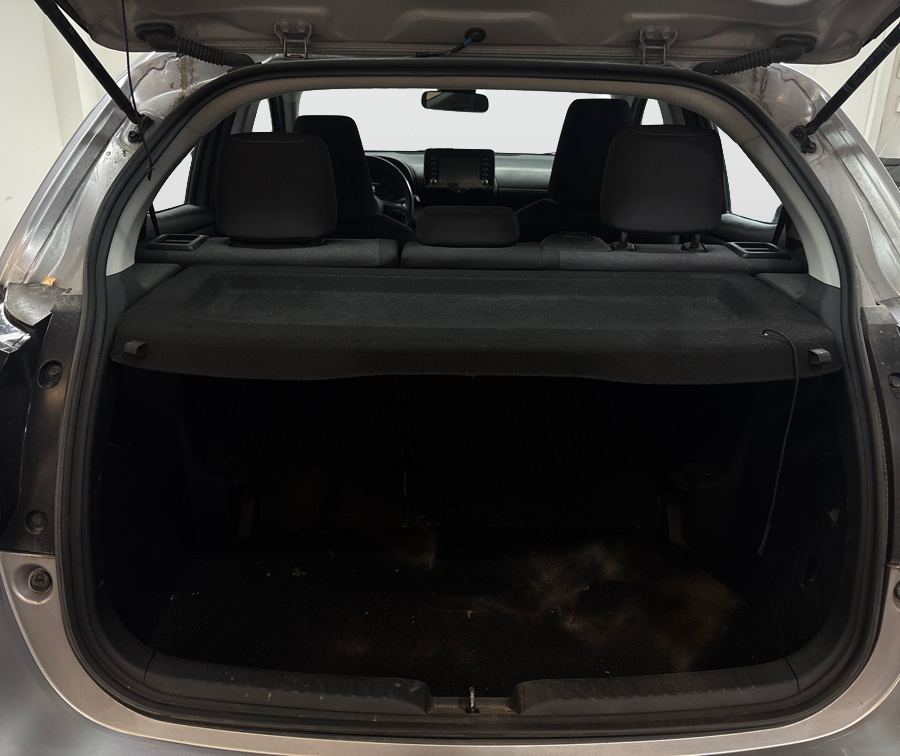 Toyota Yaris Hybrid 1.5 CVT Active Kamera DAB MOMS 116hk – bild 5 av 6