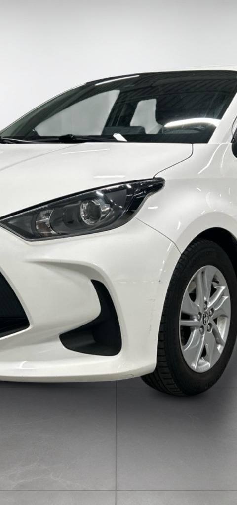 Toyota Yaris Hybrid 1.5 CVT Active Backkamera MOMS 116hk