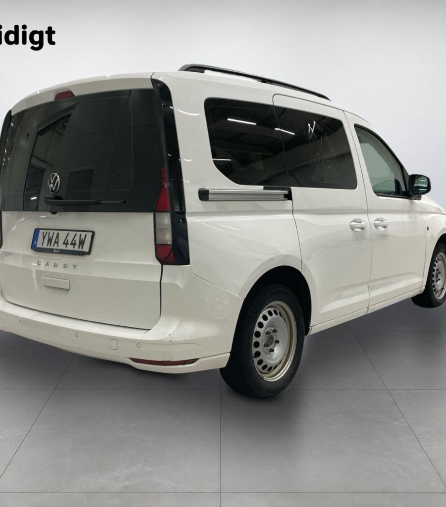 Volkswagen Caddy Life 2.0 TDI DSG Värmare Kamera LED MOMS 122hk – bild 4 av 8