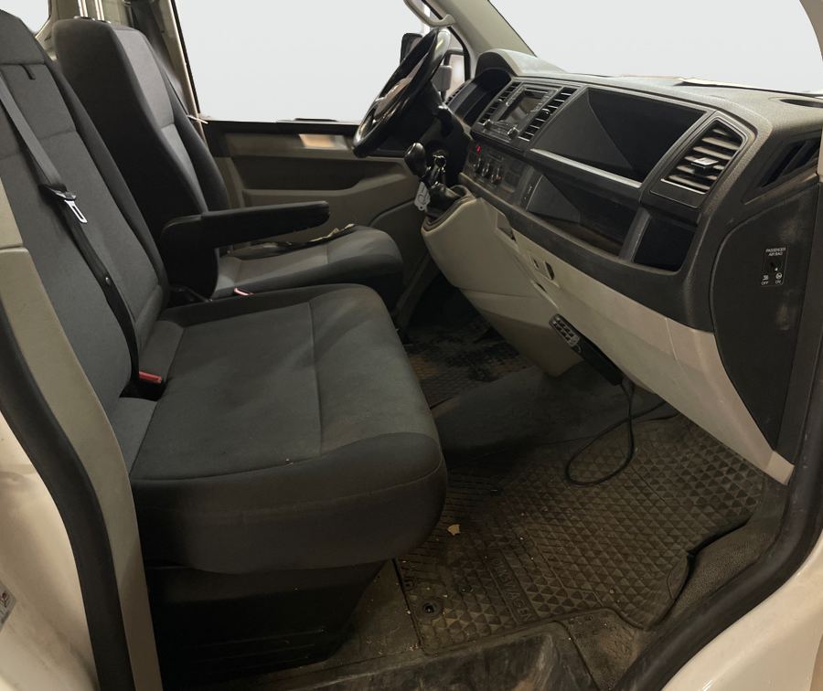 Volkswagen Transporter Chassi Flak 2.0 TDI Drag Värmare MOMS 102hk – bild 5 av 7