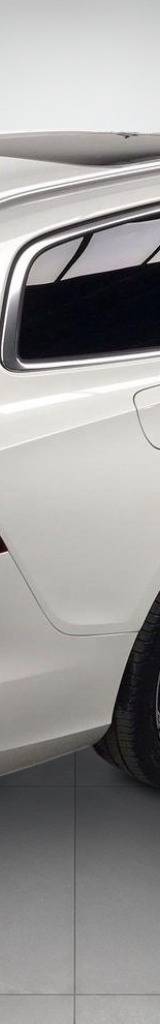 Volvo V60 Recharge T6 AWD Inscription Pano Skinn Navi MOMS 341hk – miniatyr 2