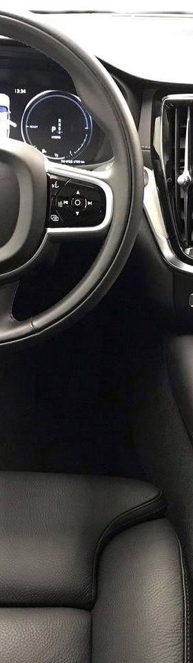 Volvo V60 Recharge T6 AWD Inscription Pano Skinn Navi MOMS 341hk – miniatyr 4